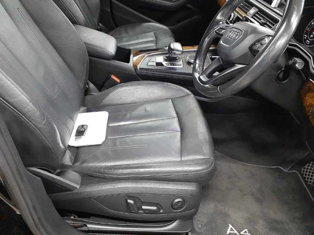 AUDI A4 2016