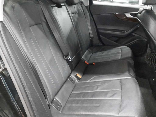 AUDI A4 2016
