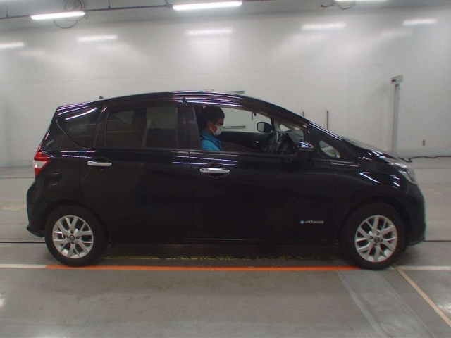 NISSAN NOTE 2019