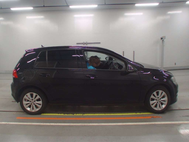 VOLKSWAGEN GOLF 2015