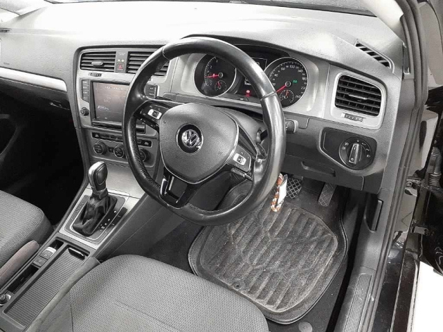 VOLKSWAGEN GOLF 2015
