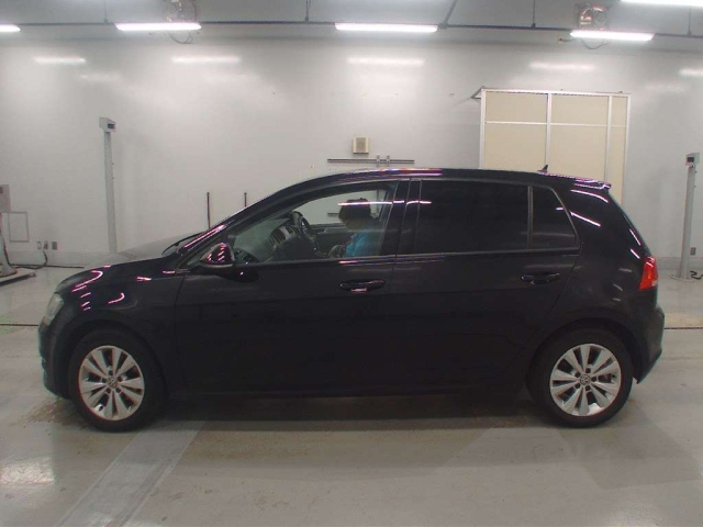 VOLKSWAGEN GOLF 2015