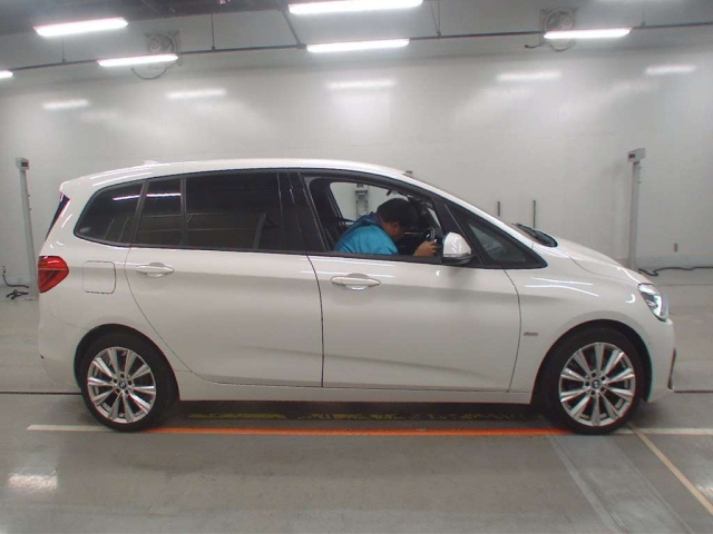 BMW 2 SERIES 2019