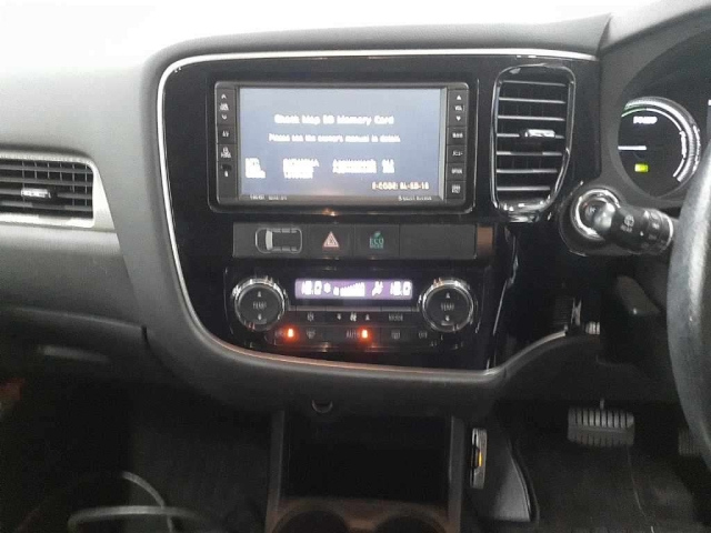 MITSUBISHI OUTLANDER PHEV 2014