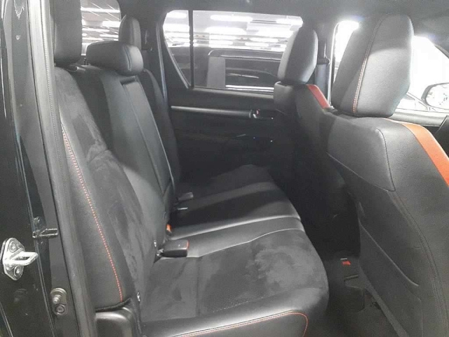 TOYOTA HILUX 2022