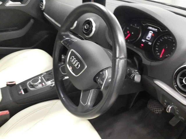 AUDI A3 2015