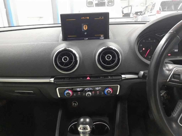 AUDI A3 2015