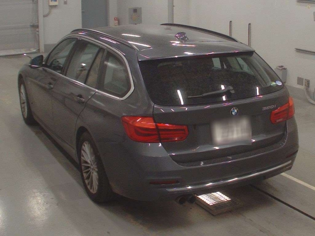 BMW 3 SERIES 2018