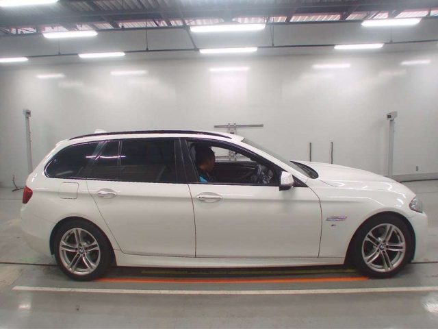 BMW 5 SERIES 2014