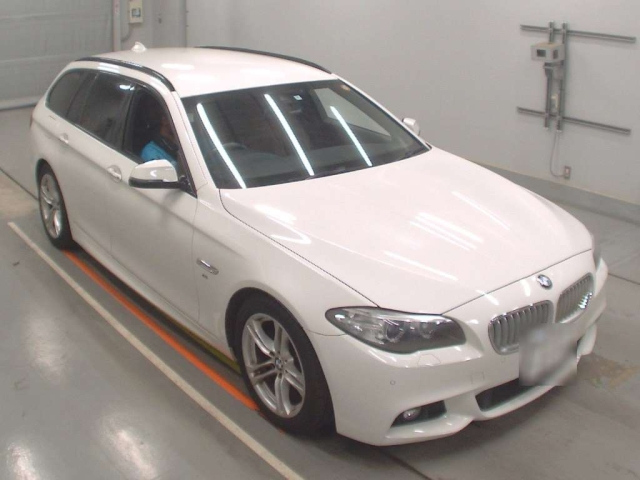 BMW 5 SERIES 2014