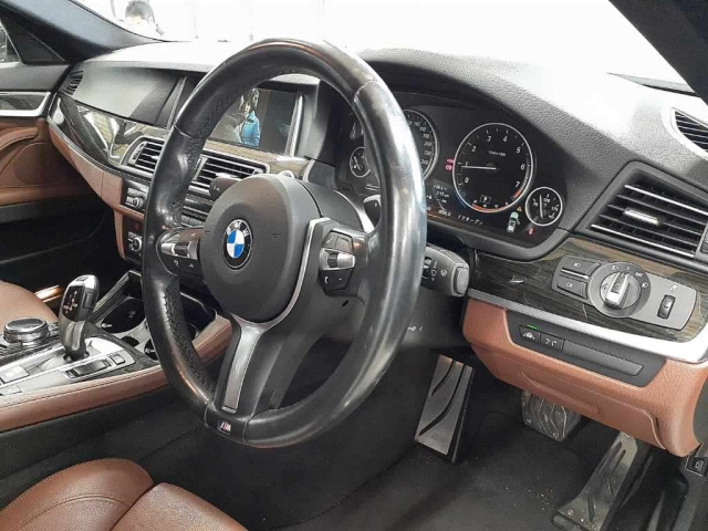 BMW 5 SERIES 2014