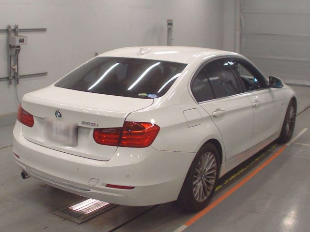 BMW 3 SERIES 2014