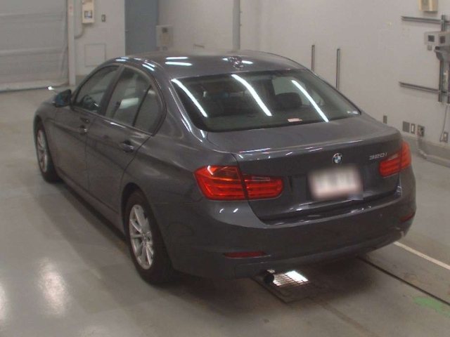 BMW 3 SERIES 2012