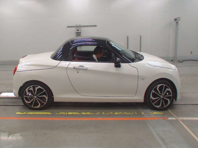 DAIHATSU COPEN 2017