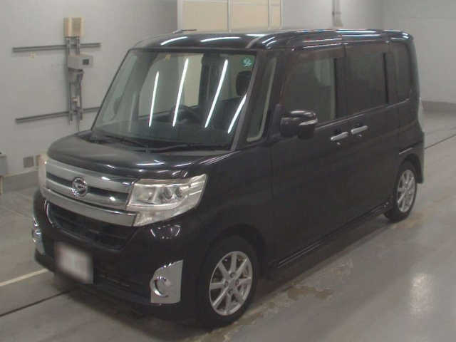 DAIHATSU TANTO 2014
