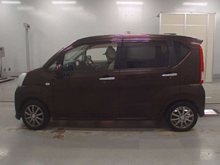 DAIHATSU MOVE 2016