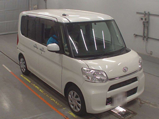 DAIHATSU TANTO 2014