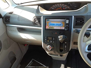 DAIHATSU TANTO 2014