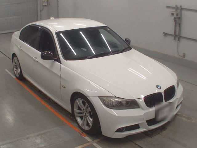 BMW 3 SERIES 2010