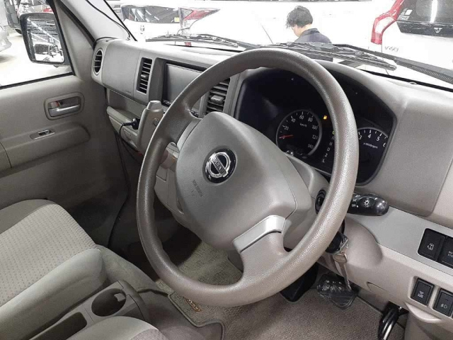 NISSAN CLIPPER RIO 2015