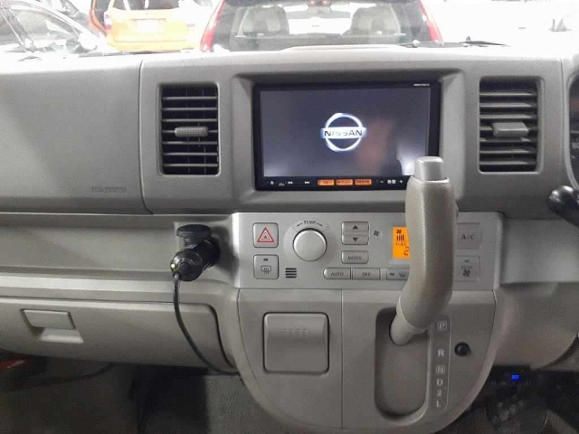 NISSAN CLIPPER RIO 2015
