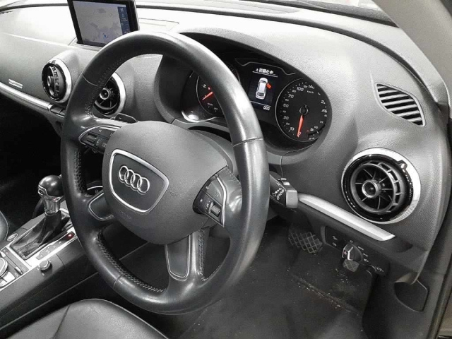 AUDI A3 2016
