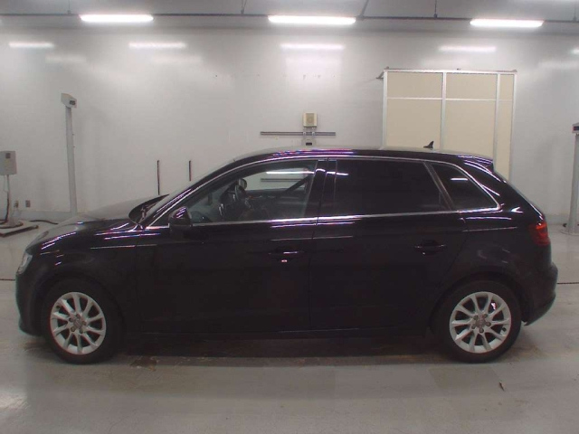 AUDI A3 2016