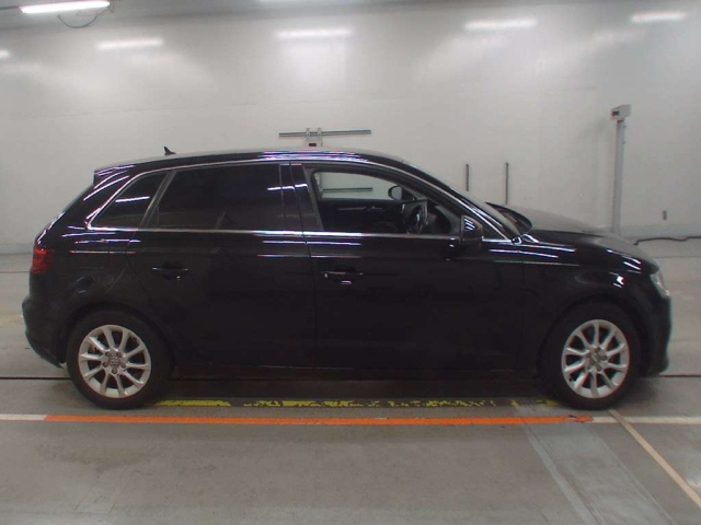 AUDI A3 2016