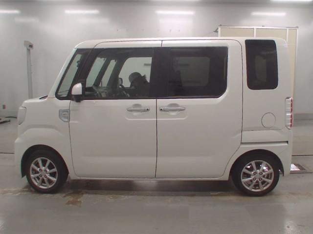 DAIHATSU WAKE 2018