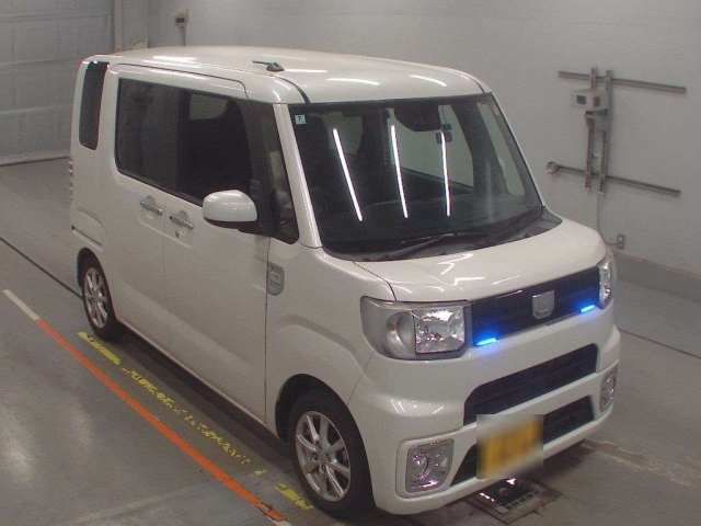 DAIHATSU WAKE 2018