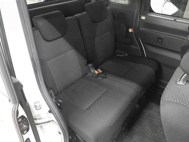 DAIHATSU WAKE 2018