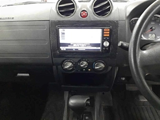 NISSAN KIX 2009