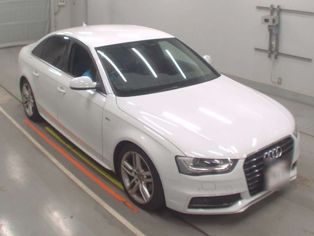 AUDI A4 2014