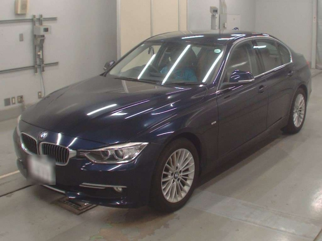 BMW 3 SERIES 2013