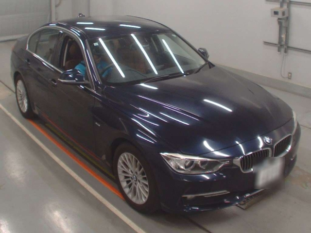 BMW 3 SERIES 2013