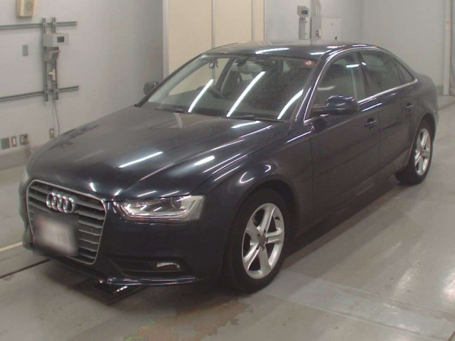 AUDI A4 2012