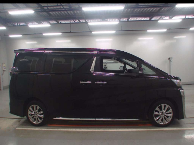 TOYOTA VELLFIRE 2020