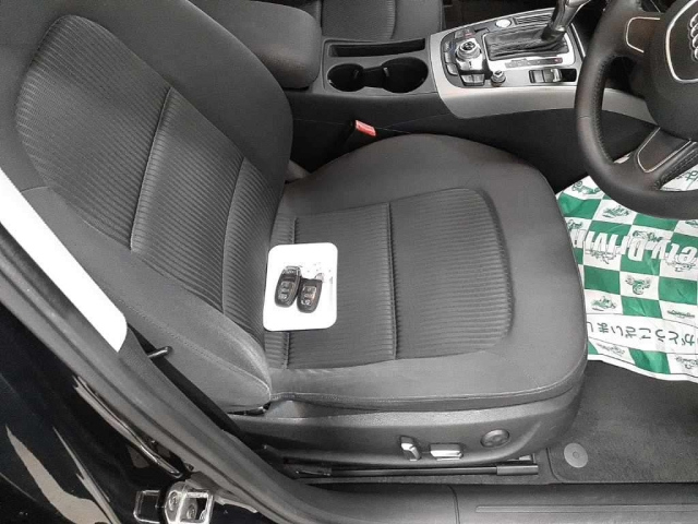 AUDI A4 2012