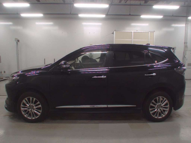 TOYOTA HARRIER 2015