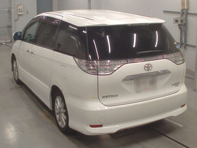 TOYOTA ESTIMA 2011