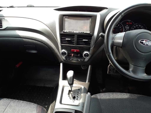 SUBARU FORESTER 2011
