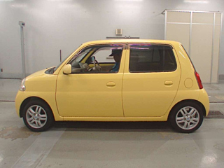 DAIHATSU ESSE 2010