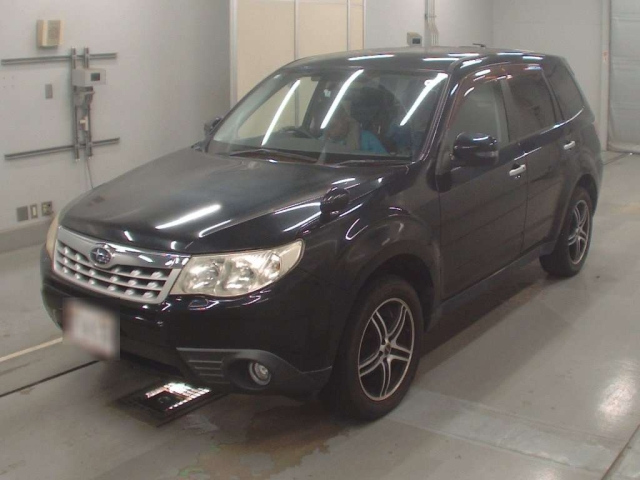 SUBARU FORESTER 2011