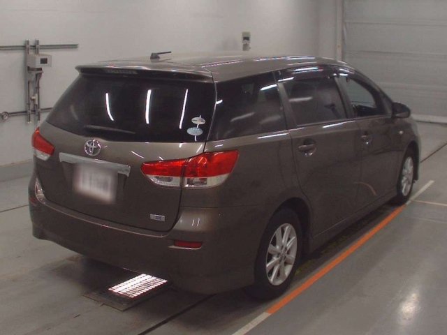 TOYOTA WISH 2009