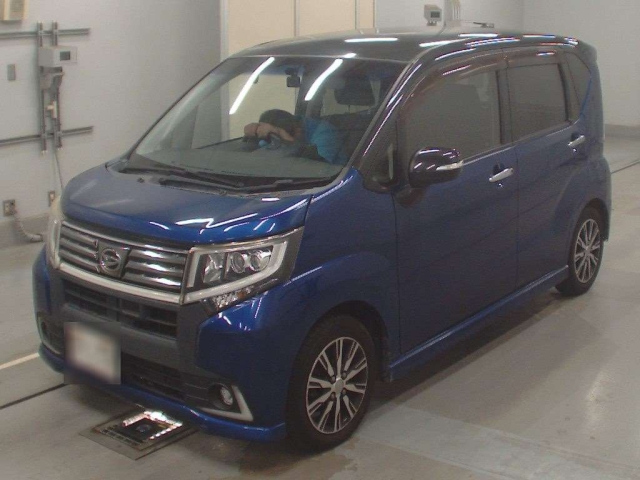 DAIHATSU MOVE 2015