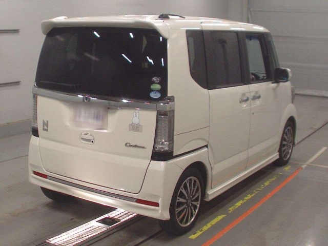 HONDA N BOX 2015