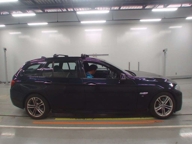 BMW 5 SERIES 2016