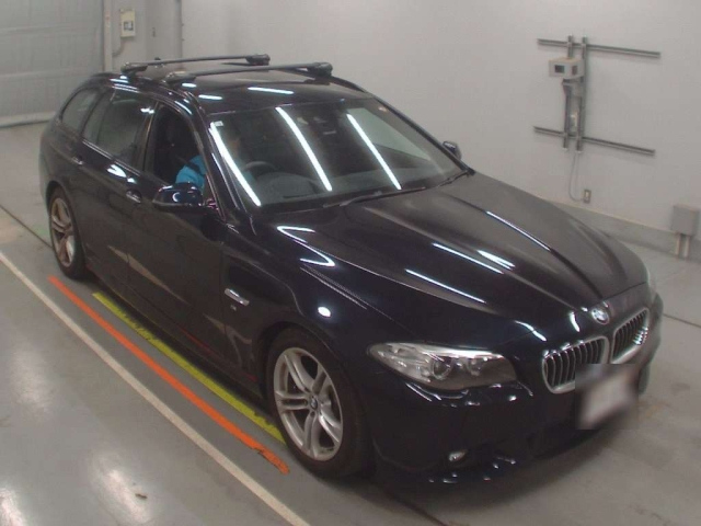 BMW 5 SERIES 2016