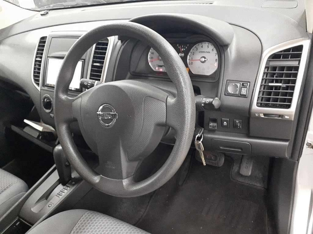 NISSAN WINGROAD 2016