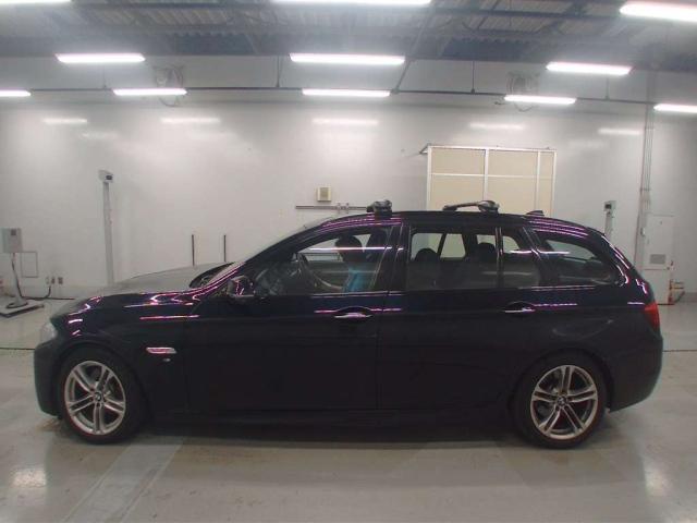 BMW 5 SERIES 2016